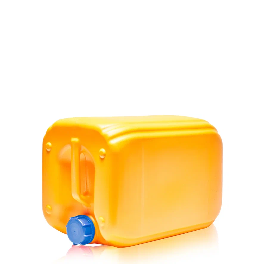 Моющее средство ХИТ щелочной 043 в желтой канистре — вид сбоку